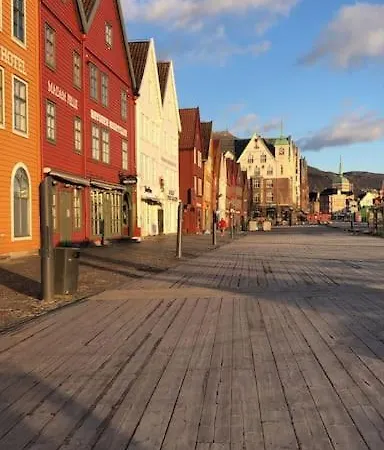 Leilighet Sentral Leilighet Med Fantastisk Utsikt! *
